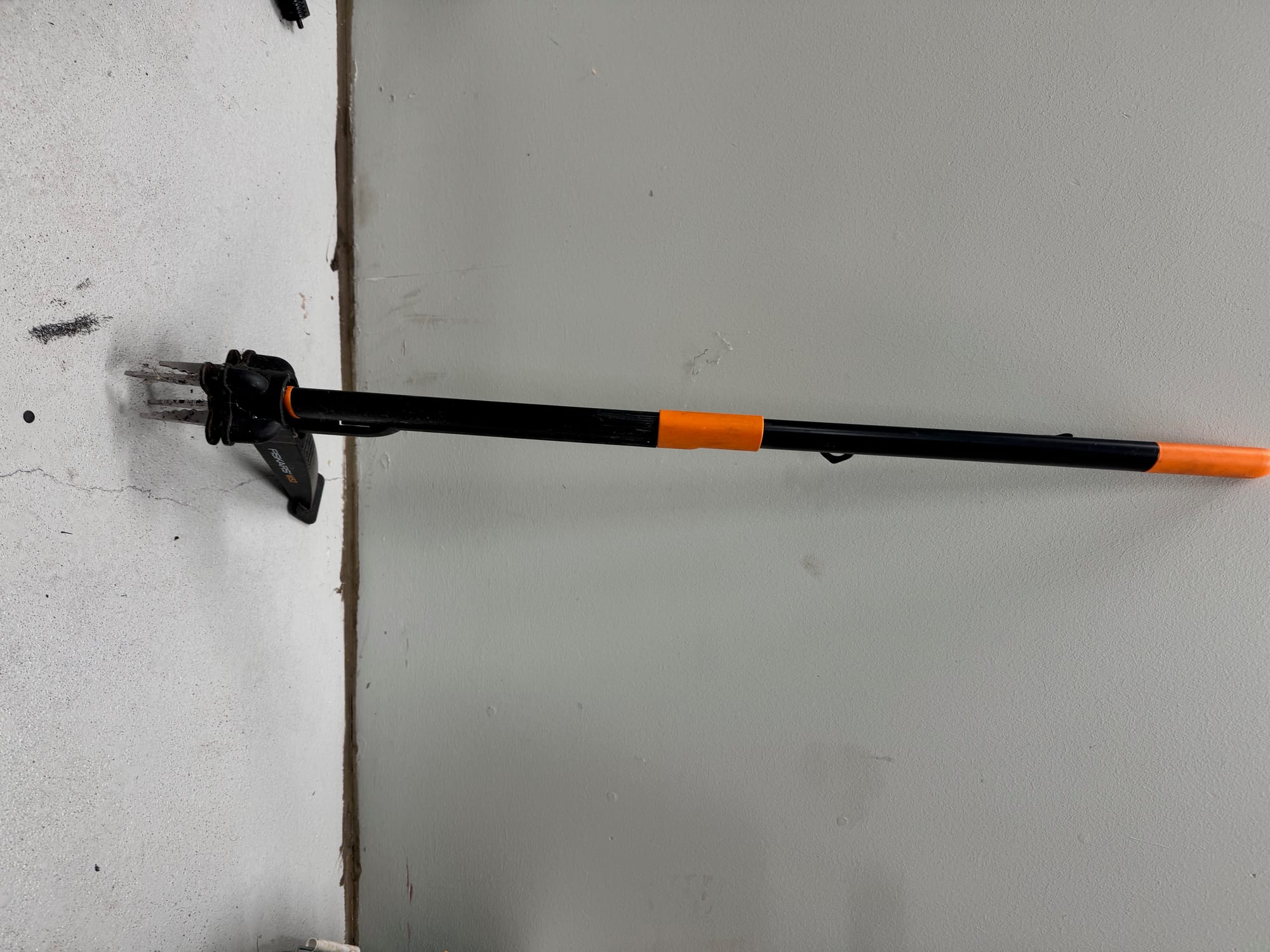 Fiskars Xact -rikkaruohonpoistaja